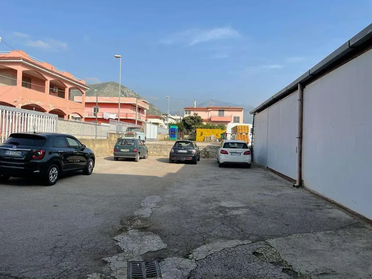 Capannone in Via Provinciale 79, Mondragone, {3} - Foto 1