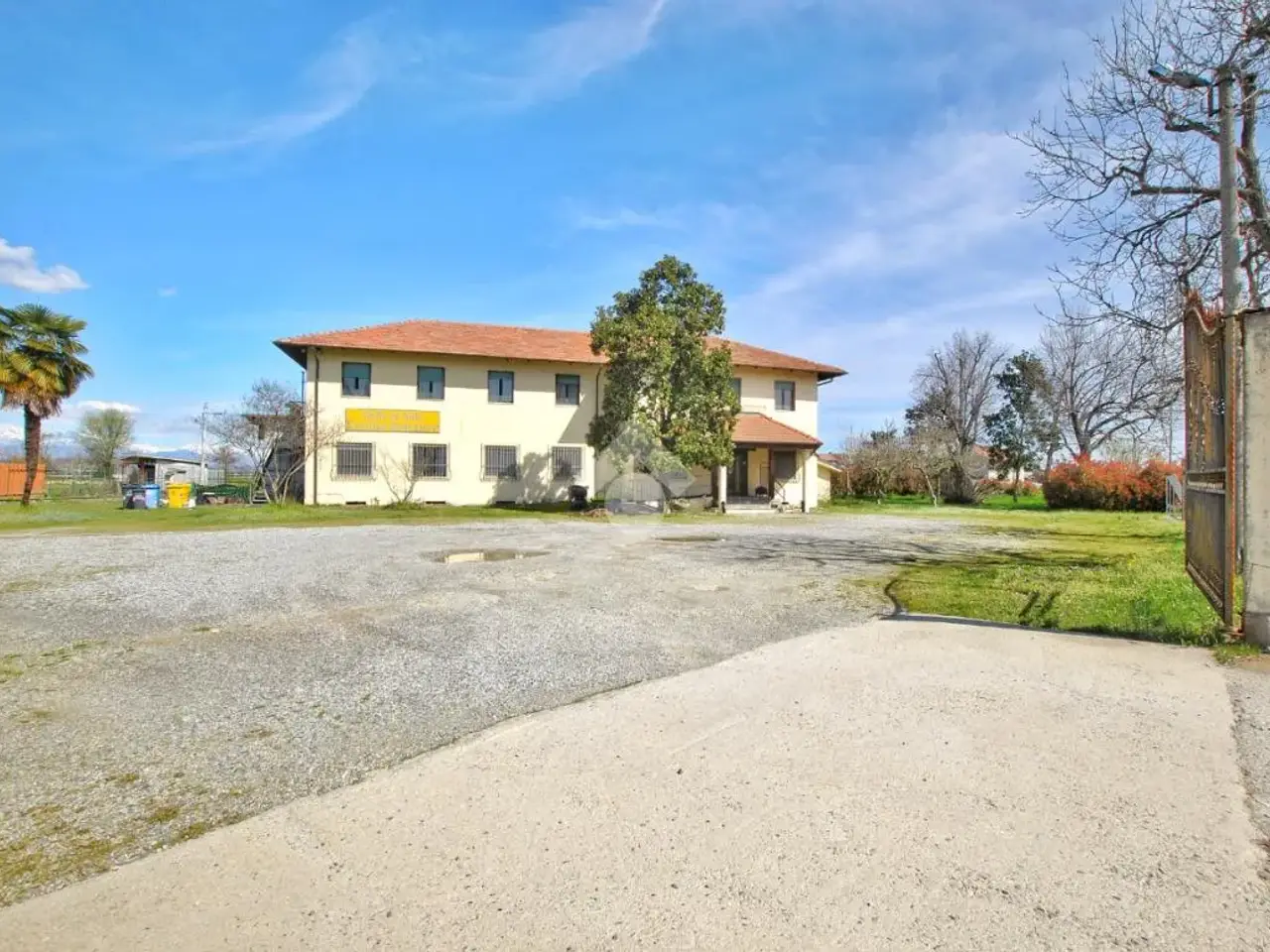 Negozio in Corso Vercelli 185, Cigliano, {3} - Foto 1
