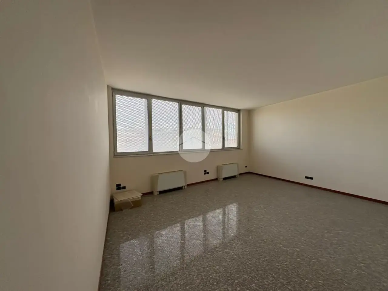 Ufficio in Via Provinciale, Lallio, {3} - Foto 1