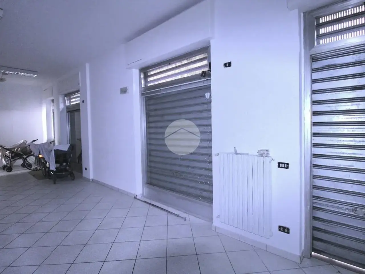 Ufficio in Via Circonvallazione Calandra 1, Caravaggio, {3} - Foto 1