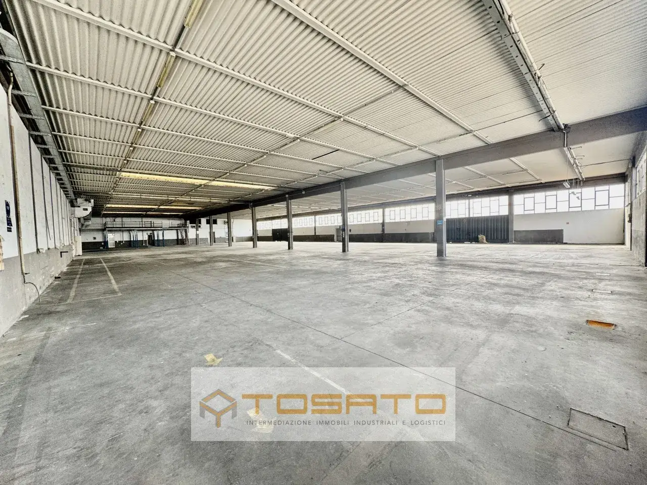 Capannone in Via Verona, Legnago, {3} - Foto 1