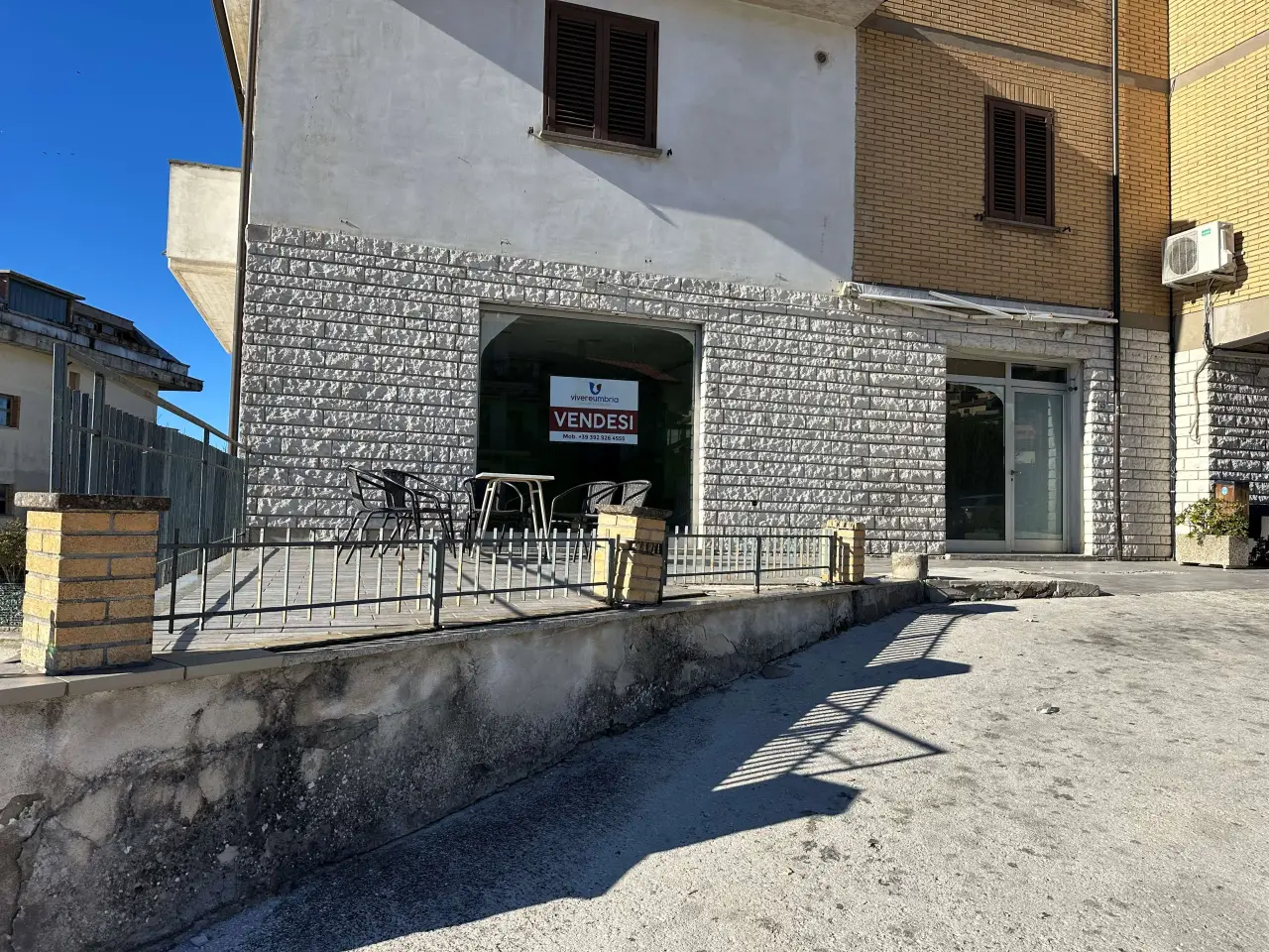 Negozio in Via Flaminia Nord, Gualdo Tadino, {3} - Foto 1