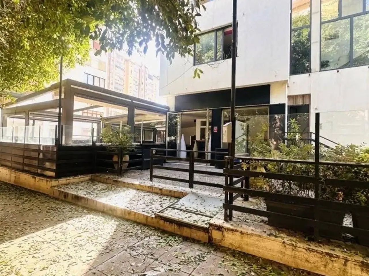 Negozio in Via Ammiraglio Rizzo 78, Palermo, {3} - Foto 1