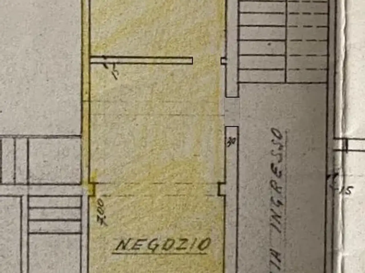 Negozio in Via C. B. Cavour 38, Crevalcore, {3} - Planimetria 1