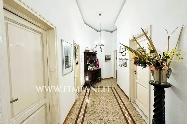 main gallery real estate image