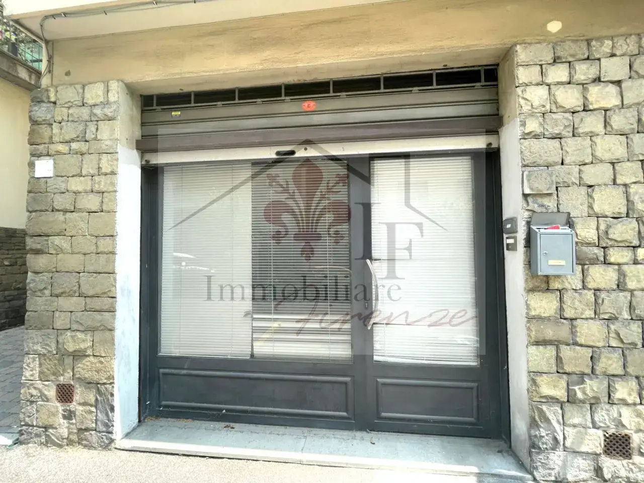 Negozio in Via Mugello, Firenze, {3} - Foto 2