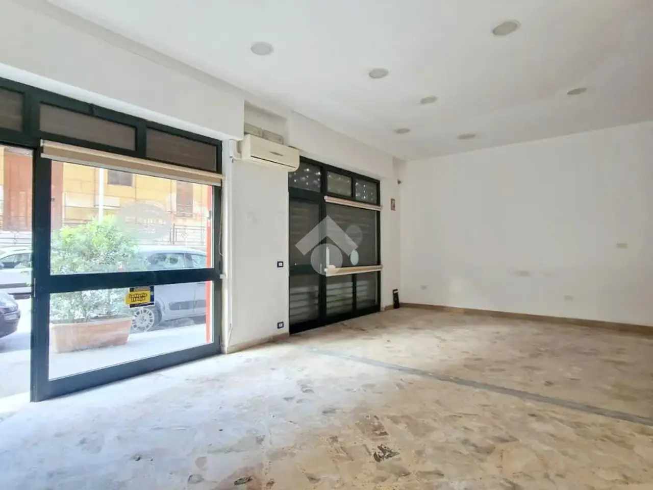 Negozio in Corso Pisani 270, Palermo, {3} - Foto 2