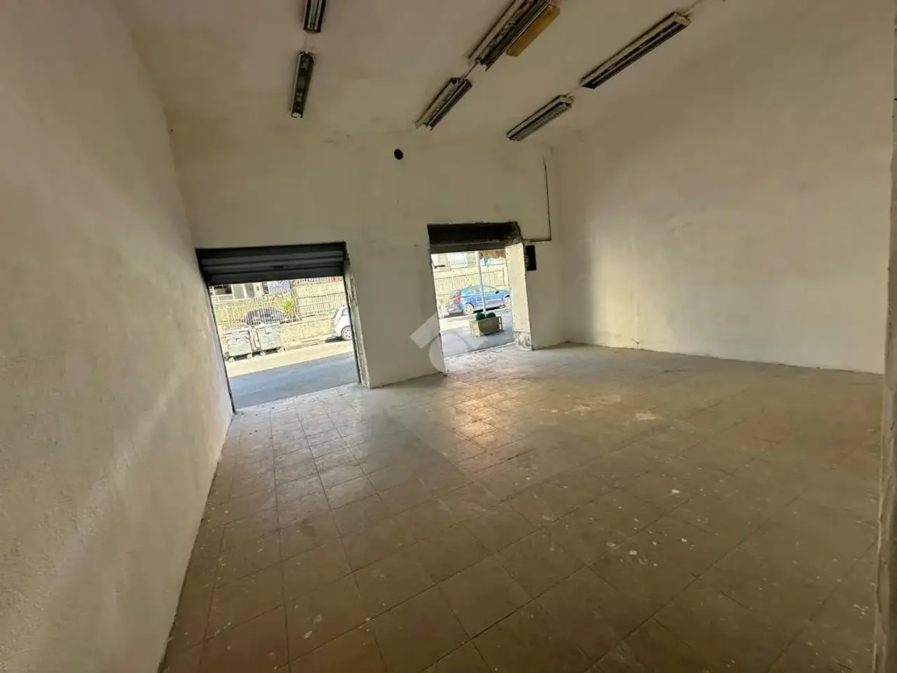 Negozio in Via Filippo Maria Briganti 486, Napoli, {3} - Foto 1