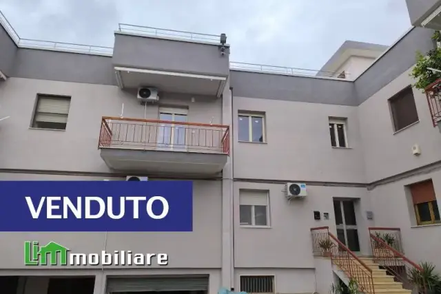 3-room flat in Via della Repubblica, Grumo Appula - Photo 1