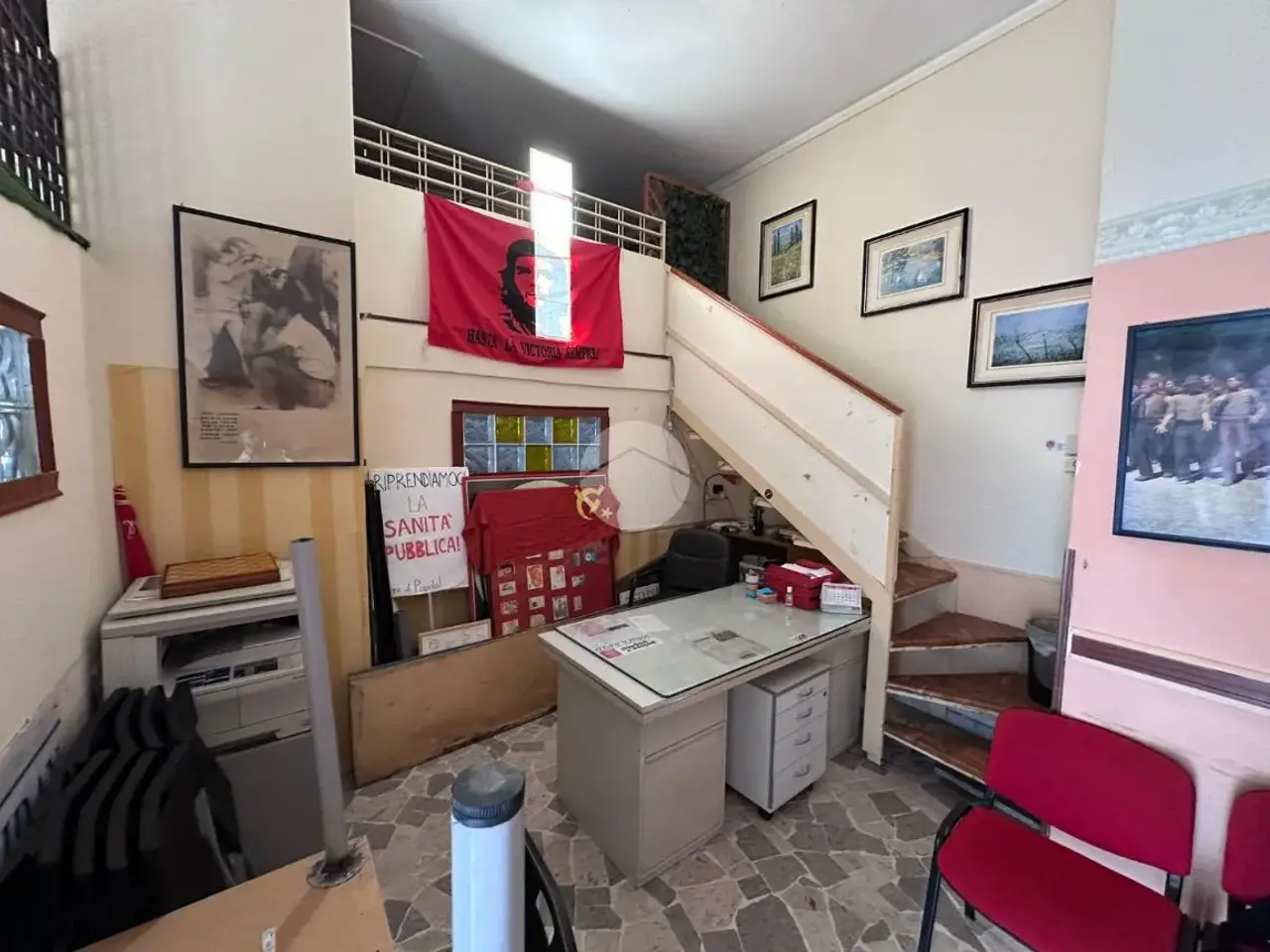 Negozio in Piazza Ettore Vitale 26, Napoli, {3} - Foto 2