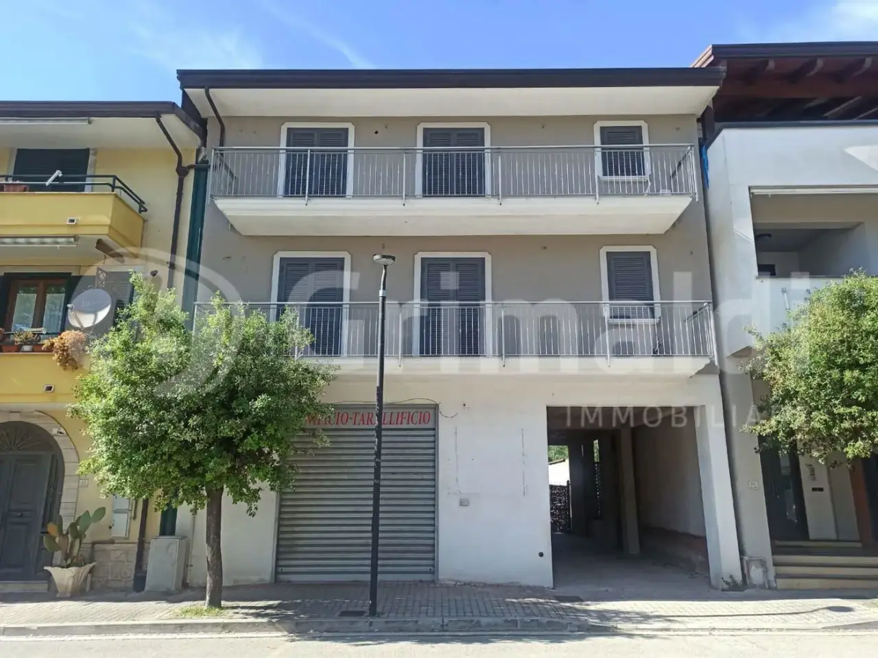 Palazzina commerciale in Corso Trieste 86/Bis, Telese, {3} - Foto 1