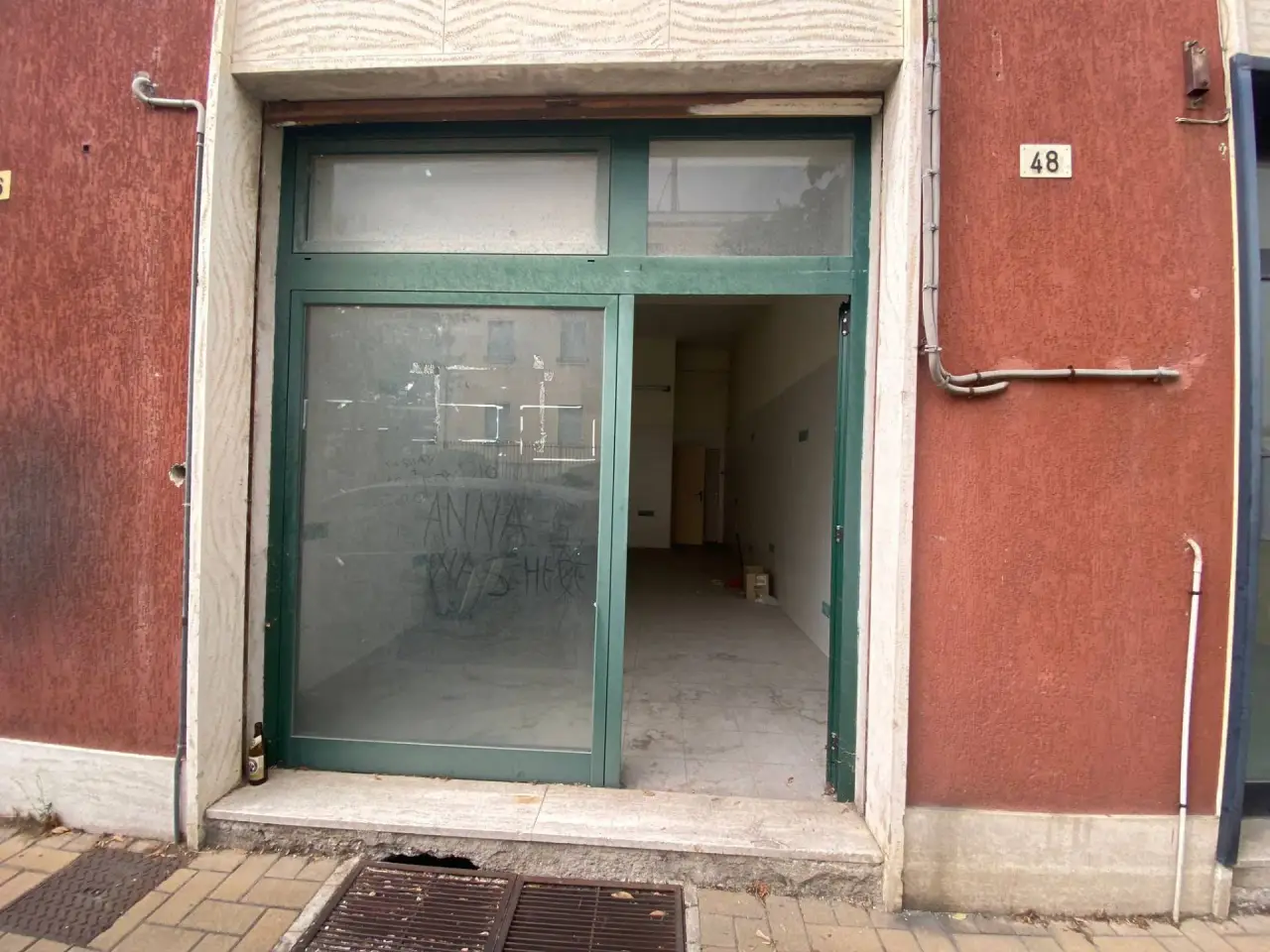 Negozio in Via Campo Sportivo, Fabriano, {3} - Foto 2