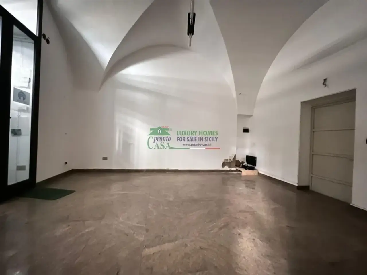 Magazzino in Via Generale Pelligra, Comiso, {3} - Foto 1