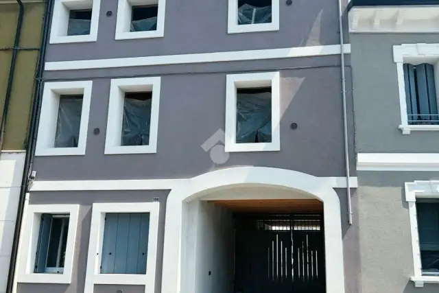 insertion image