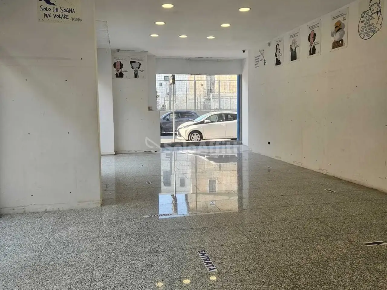 Negozio in , Barletta, {3} - Foto 1