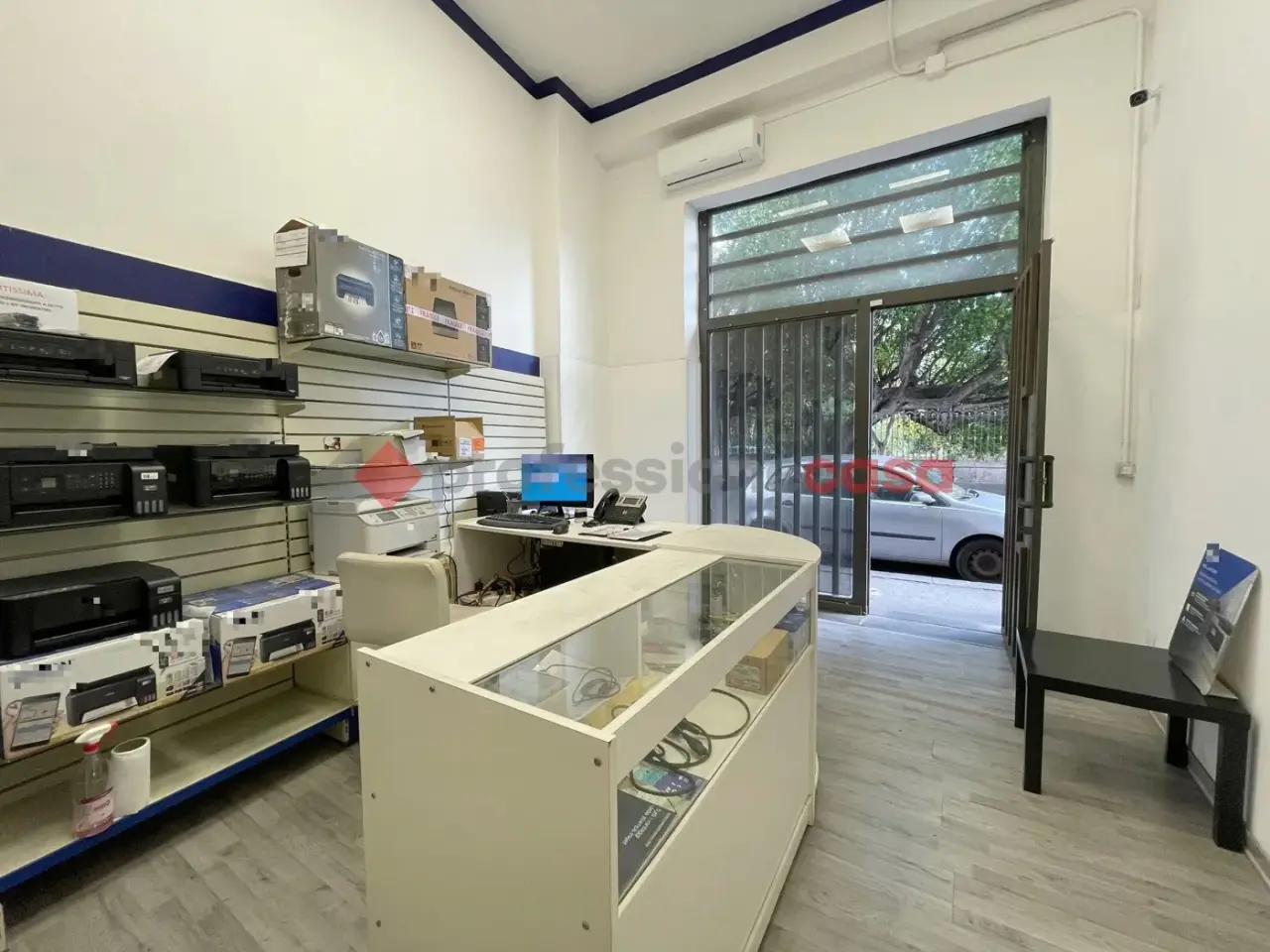 Negozio in Via Salvatore Tomaselli  43/B, Catania, {3} - Foto 2