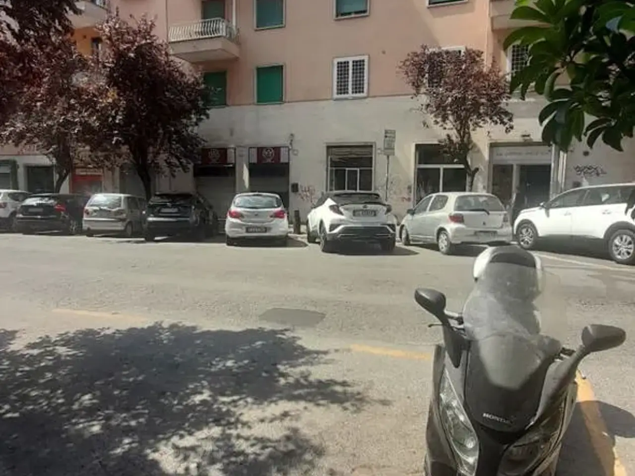 Negozio in Via Marcantonio Bragadin 00, Roma, {3} - Foto 1
