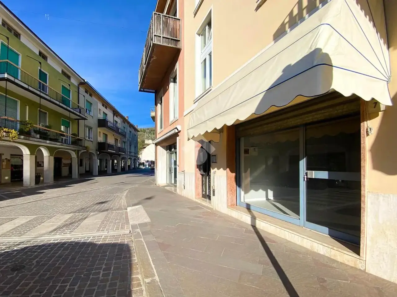 Ufficio in Piazza De Medici 7, Gavardo, {3} - Foto 1