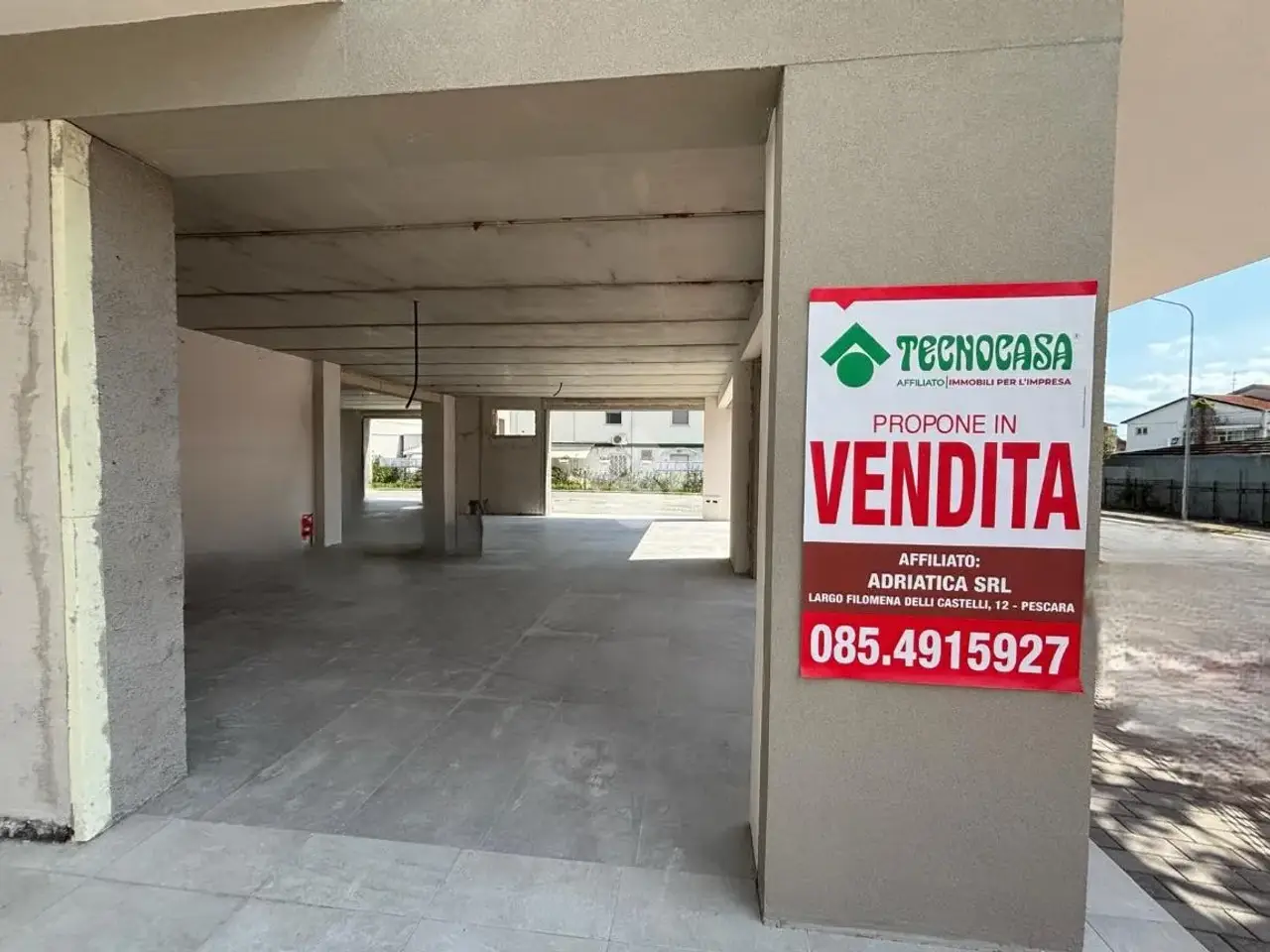 Negozio in Via Nora, Spoltore, {3} - Foto 2