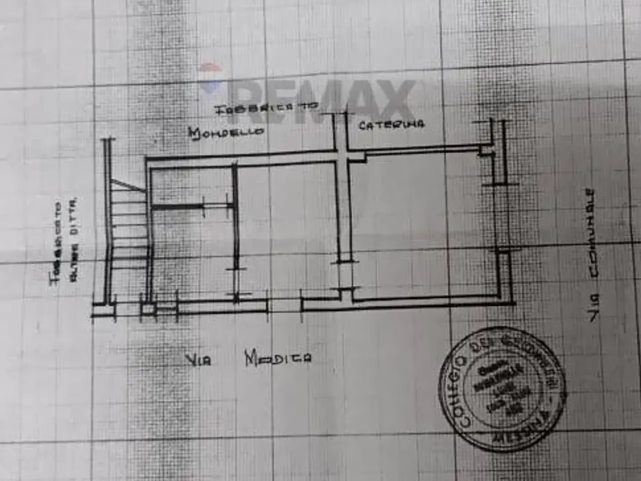 Esercizio commerciale in Via Camaro Inferiore  Comunale 40, Messina, {3} - Planimetria 1