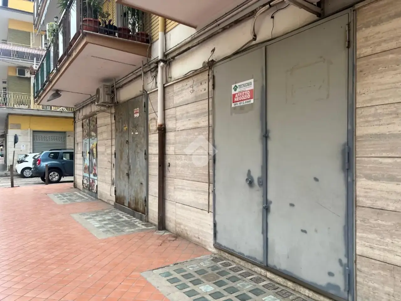 Negozio in Via J. F. Kennedy 34, Casoria, {3} - Foto 1