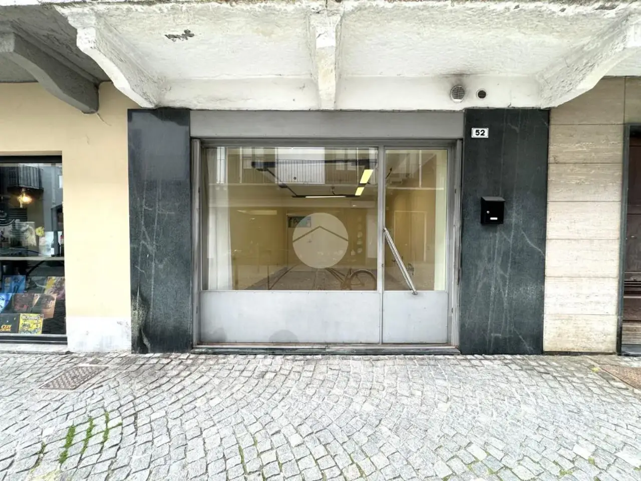 Negozio in Via Maurizio Farina 52, Rivarolo Canavese, {3} - Foto 1