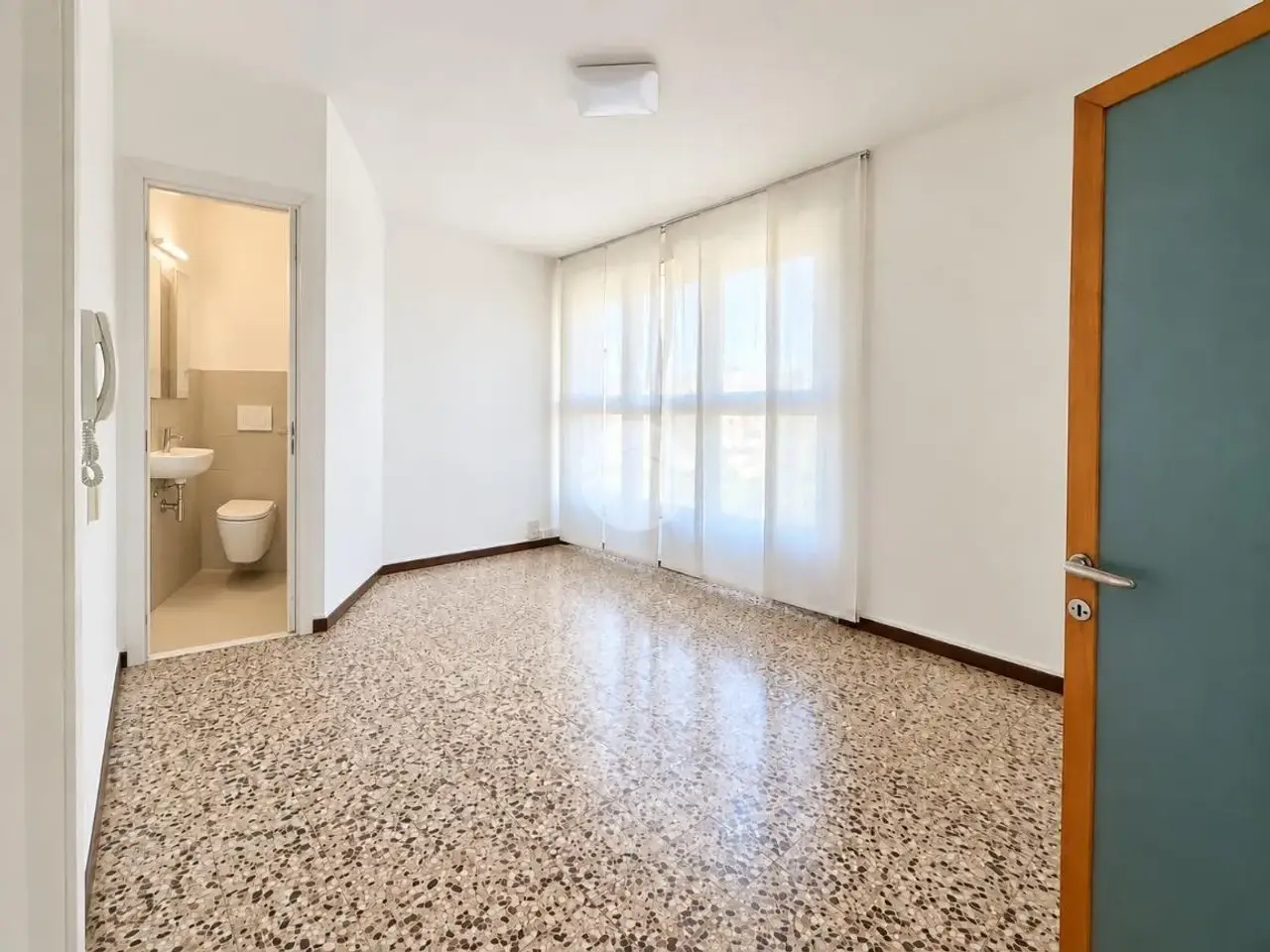 Ufficio in Via G. Tiraboschi, Bergamo, {3} - Foto 2