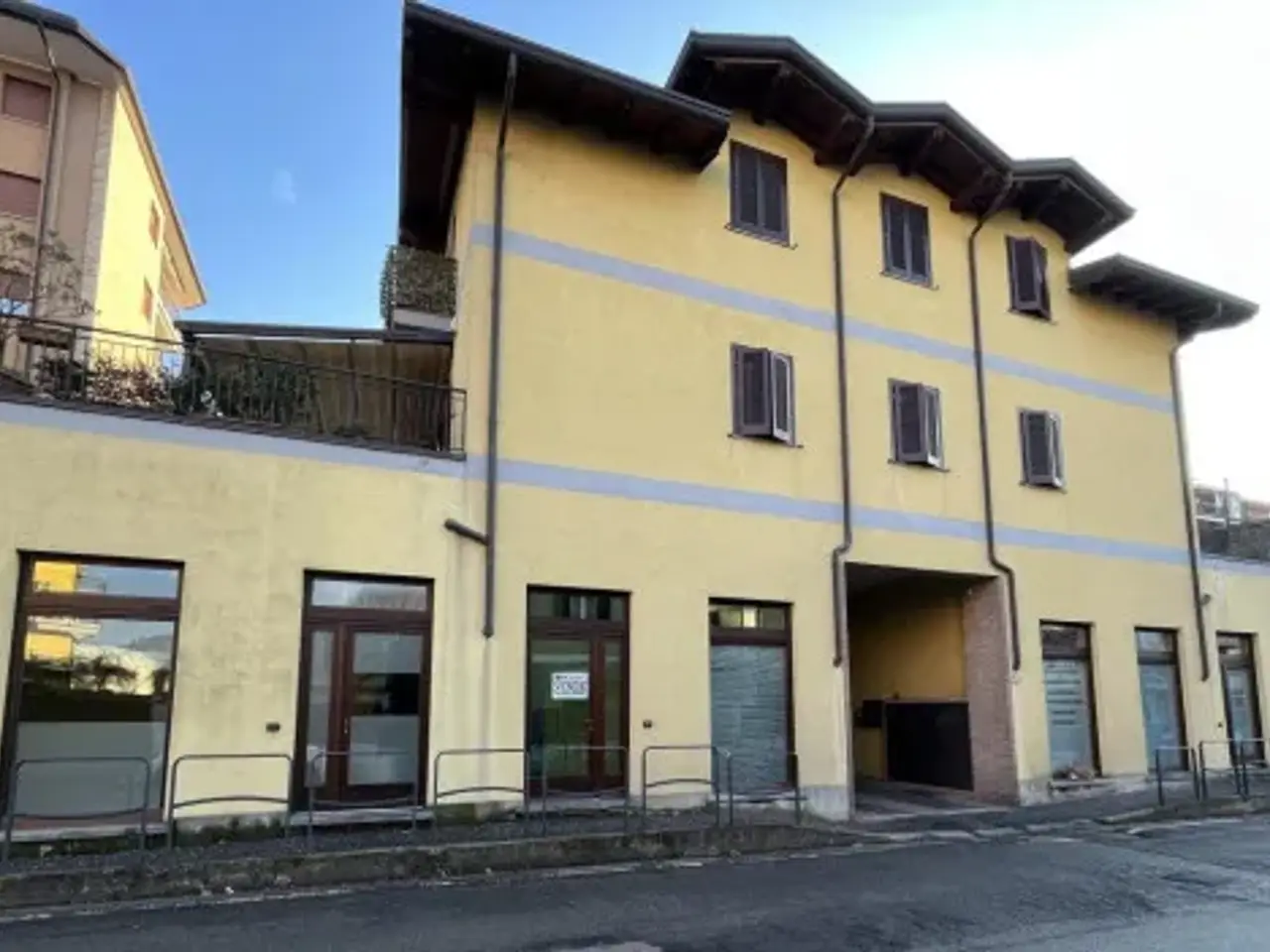 Ufficio in Via Antonio Gramsci, Sesto Calende, {3} - Foto 1