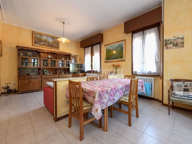 4-room flat in Via Bettola, Bettola, Lonato del Garda - Photo 1