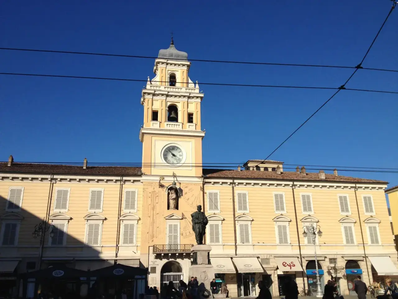 Locale commerciale in Piazza Garibaldi, Parma, {3} - Foto 1