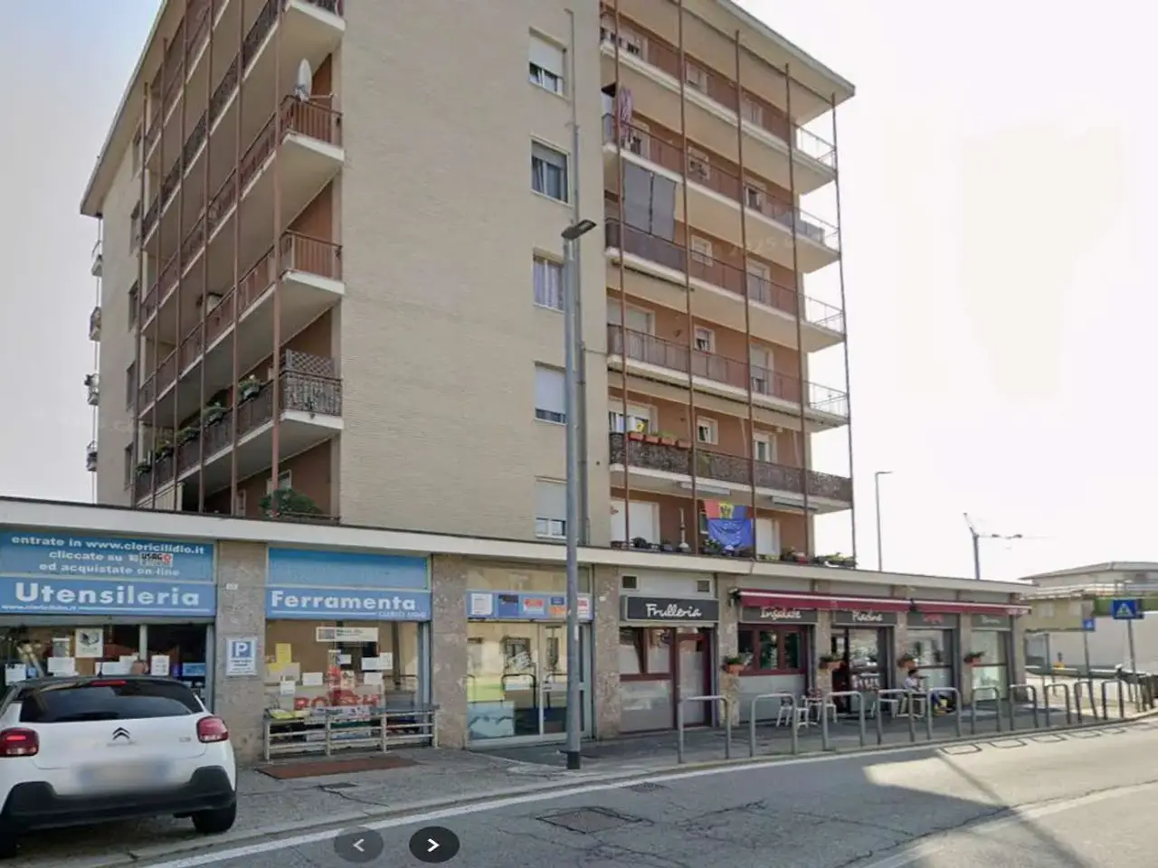 Negozio in Via Mazzini 23, Villa Guardia, {3} - Foto 1