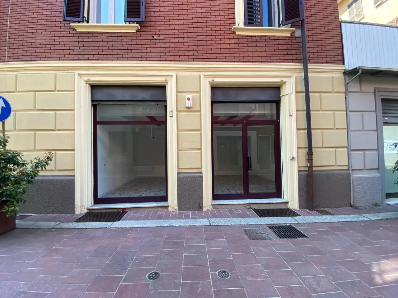 Negozio in Via Giuseppe Mazzini 13/a, Castel San Giovanni, {3} - Foto 1