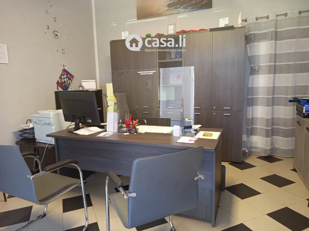 Negozio in Via Angelo Tommasi 16, Livorno, {3} - Foto 1