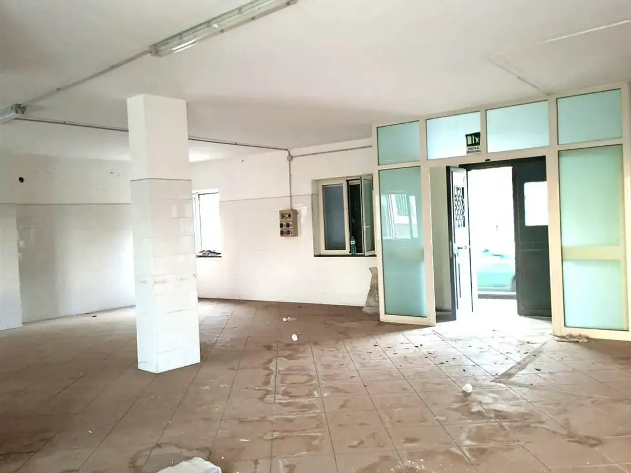Laboratorio in Via Le Noci, Sarno, {3} - Foto 2