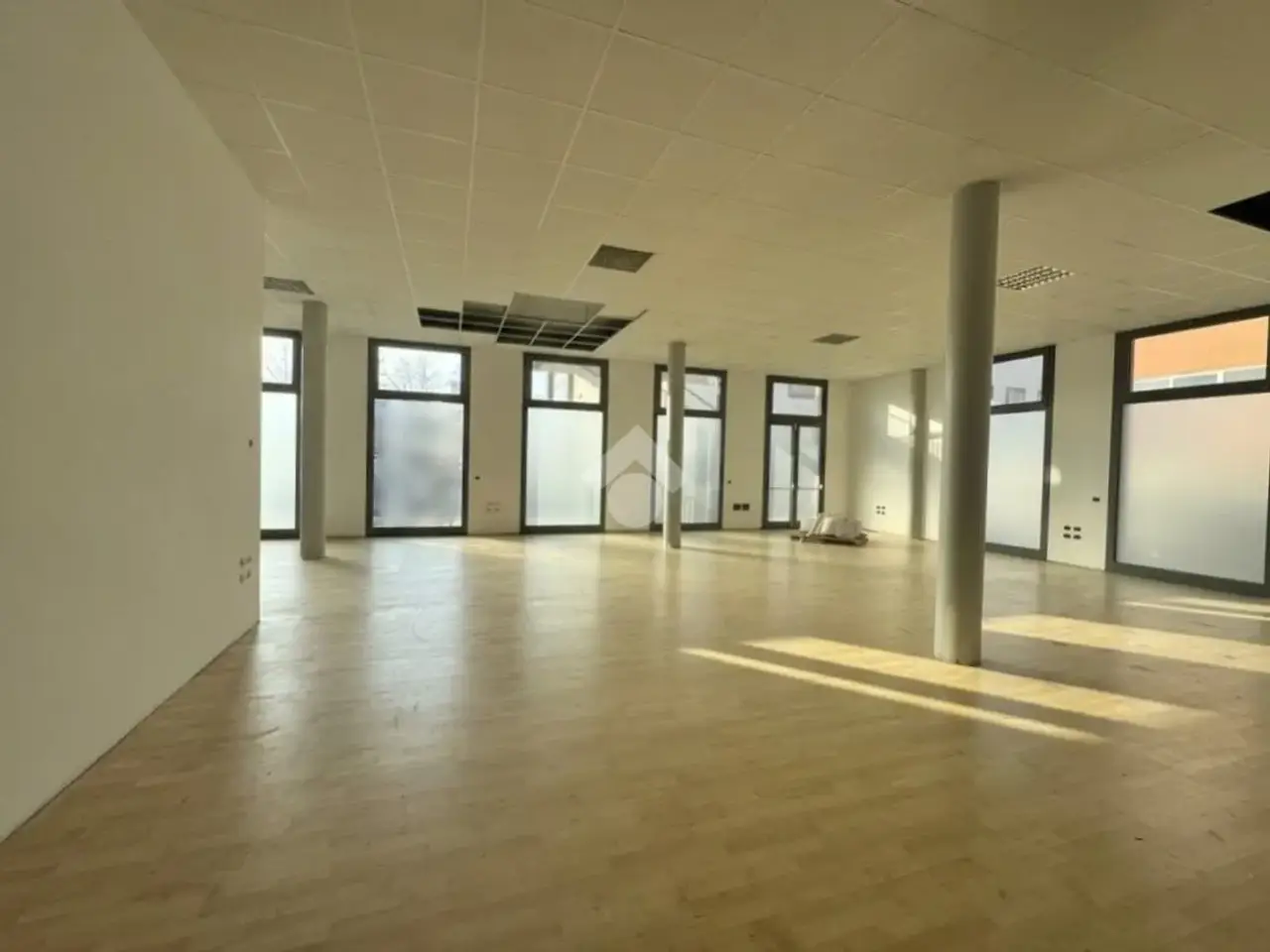 Ufficio in Viale Irlanda 14, Ponte San Nicolo', {3} - Foto 2