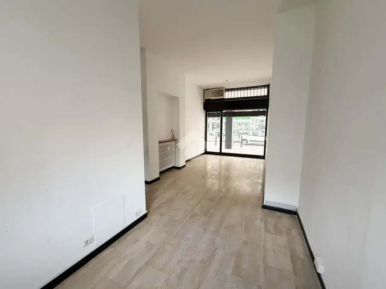 Ufficio in Viale Filippo Turati 78, Lecco, {3} - Foto 1