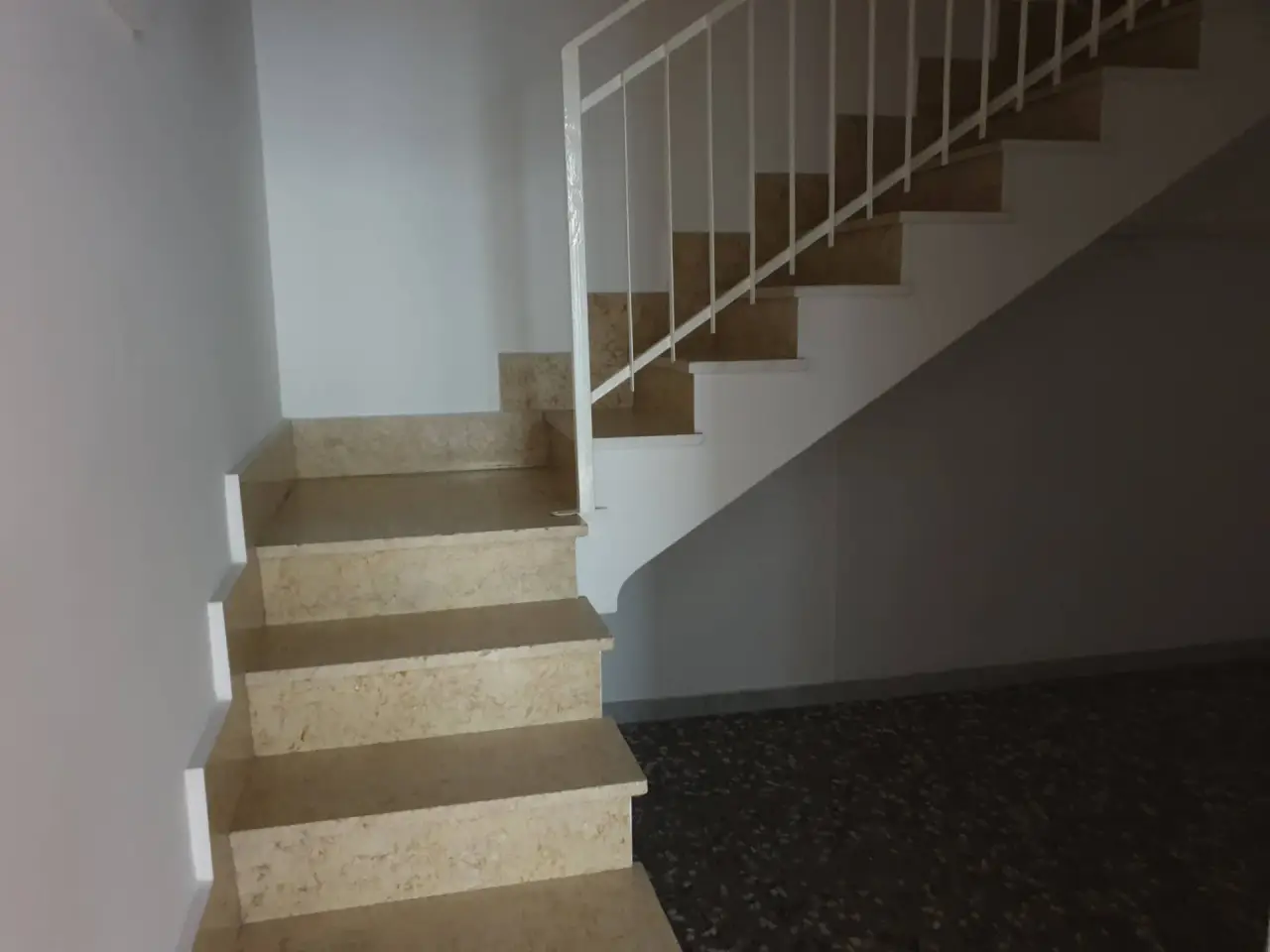 Negozio in Via Giovanni Nicotera 46, Massafra, {3} - Foto 2