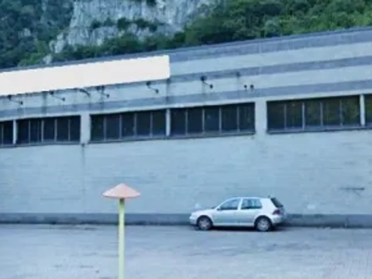 Capannone in Via Provinciale, Ballabio, {3} - Foto 1