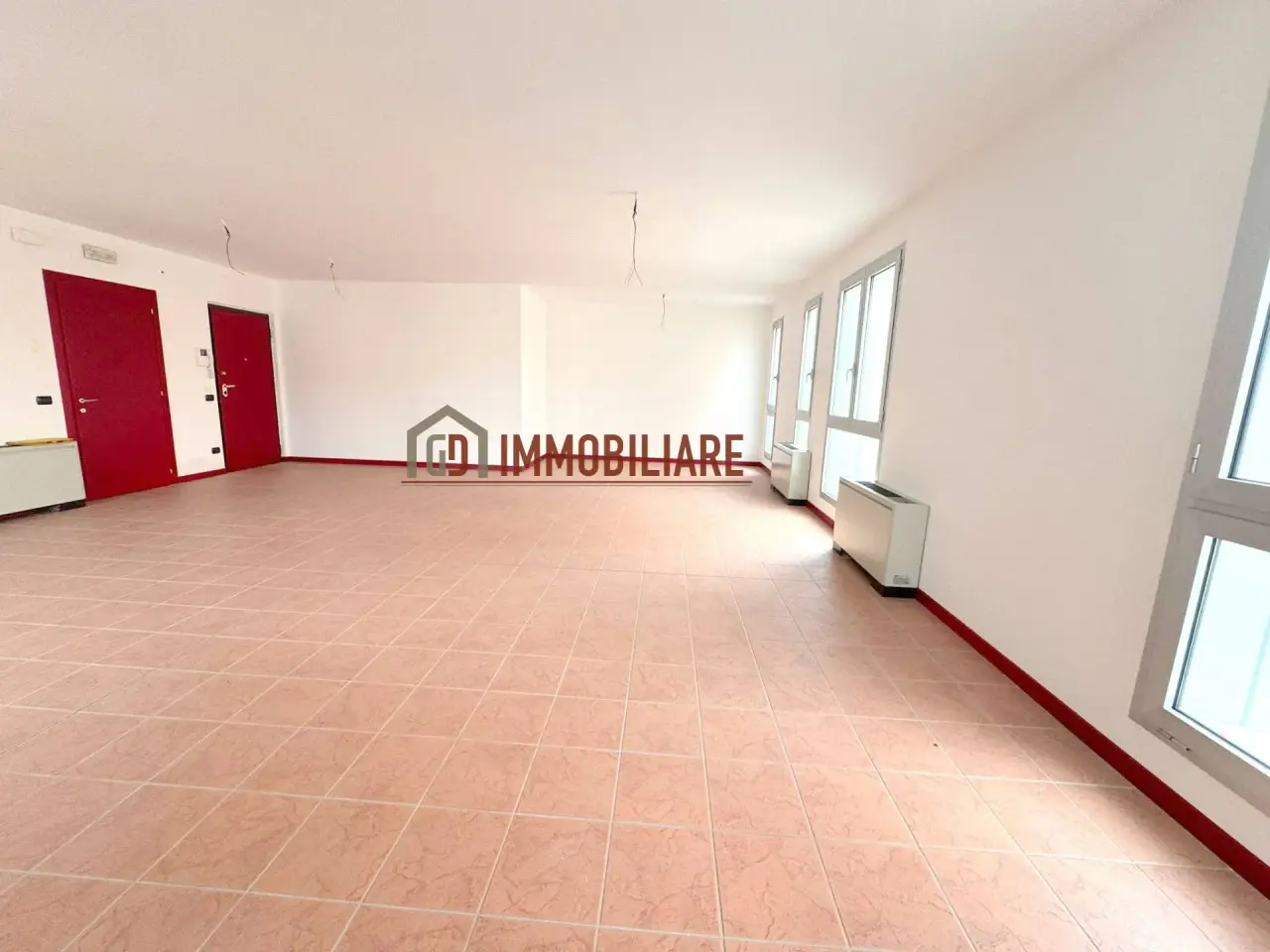 Ufficio in Via Roma 1, Montebelluna, {3} - Foto 1