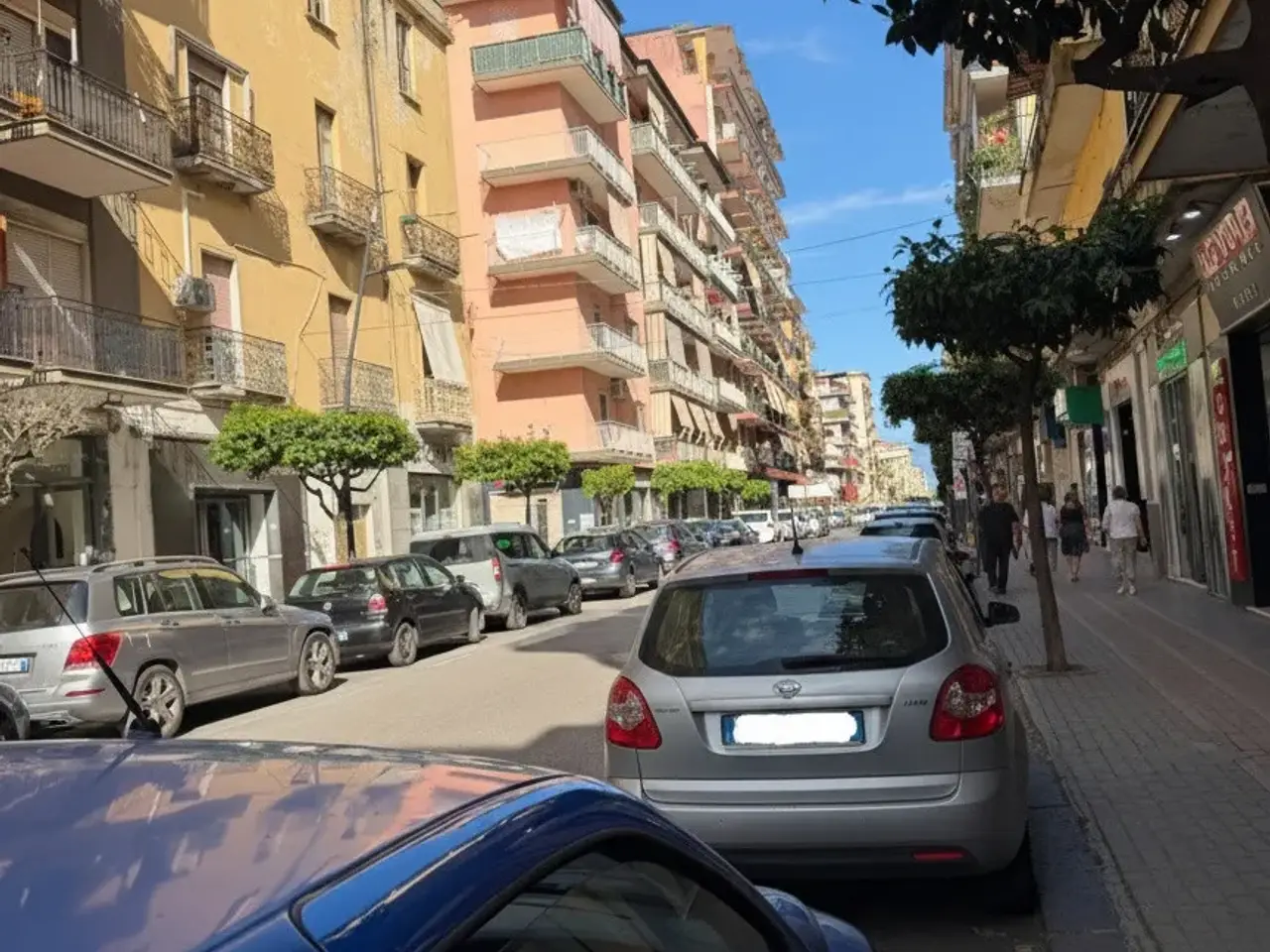 Negozio in Via Giuseppe Mazzini 112, Battipaglia, {3} - Foto 2