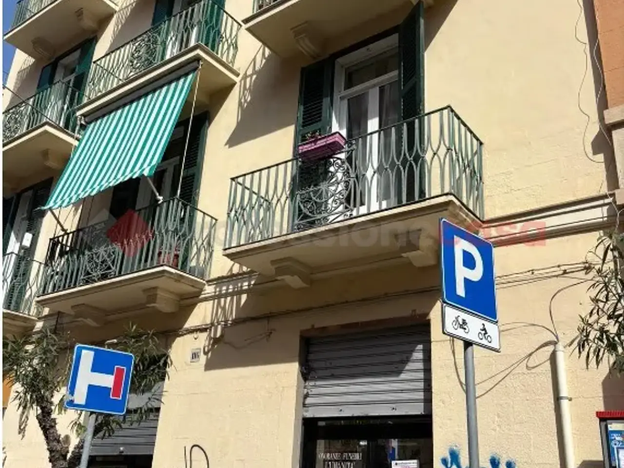 Negozio in Corso Sonnino 118 , Bari, {3} - Foto 1