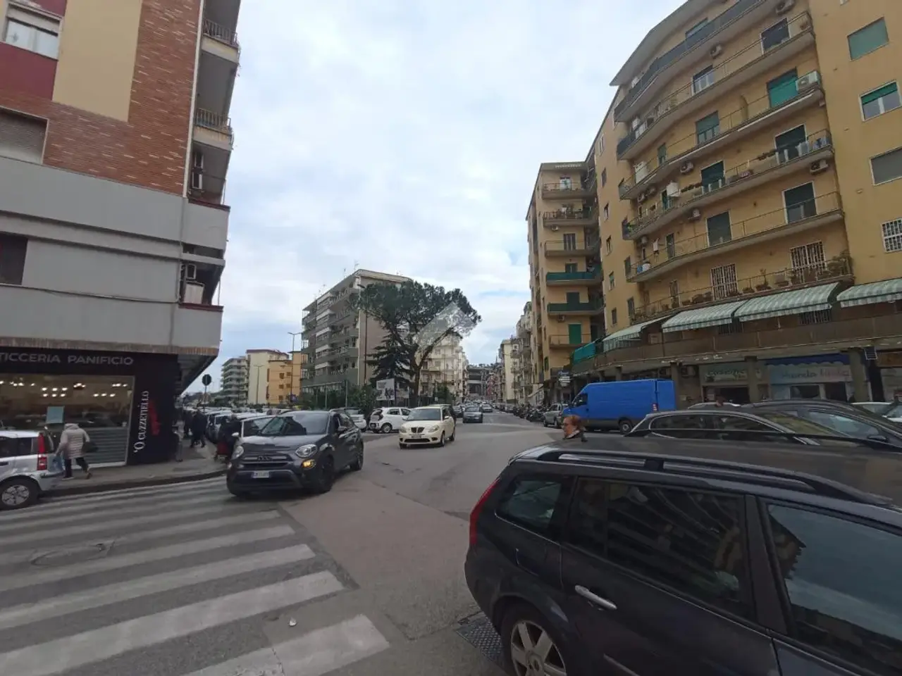 Laboratorio in Via Rodi 8, Napoli, {3} - Foto 1