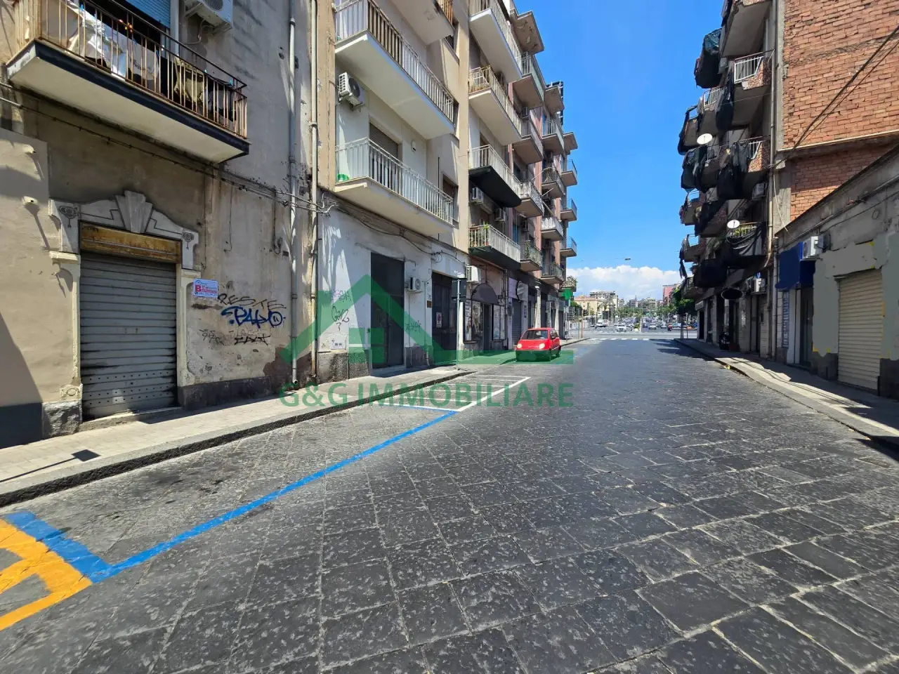 Negozio in Via Vincenzo Giuffrida, Catania, {3} - Foto 1
