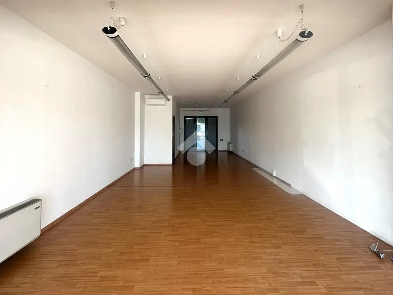 Negozio in Via dei Carpani 13, Castelfranco Veneto, {3} - Foto 1
