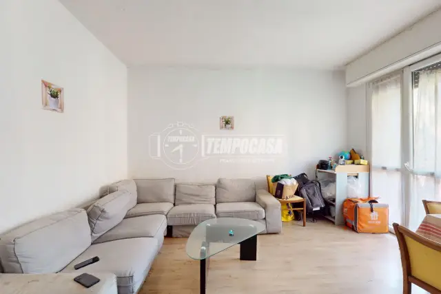 Quadrilocale in vendita, Via E. Toti 18, Carate Brianza - Foto 1