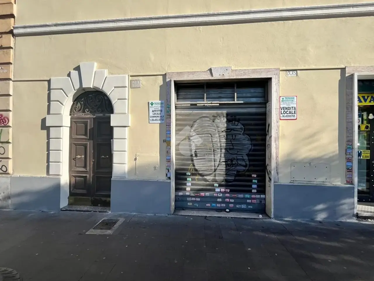 Negozio in Via Tiburtina 208, Roma, {3} - Foto 1