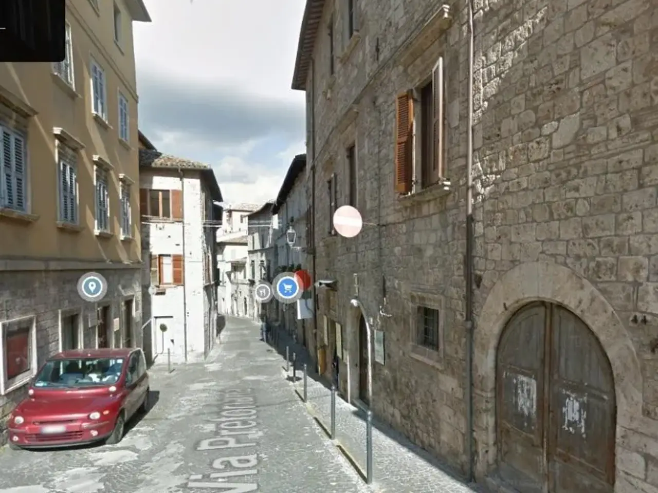 Locale commerciale in Via Pretoriana, Ascoli Piceno, {3} - Foto 1