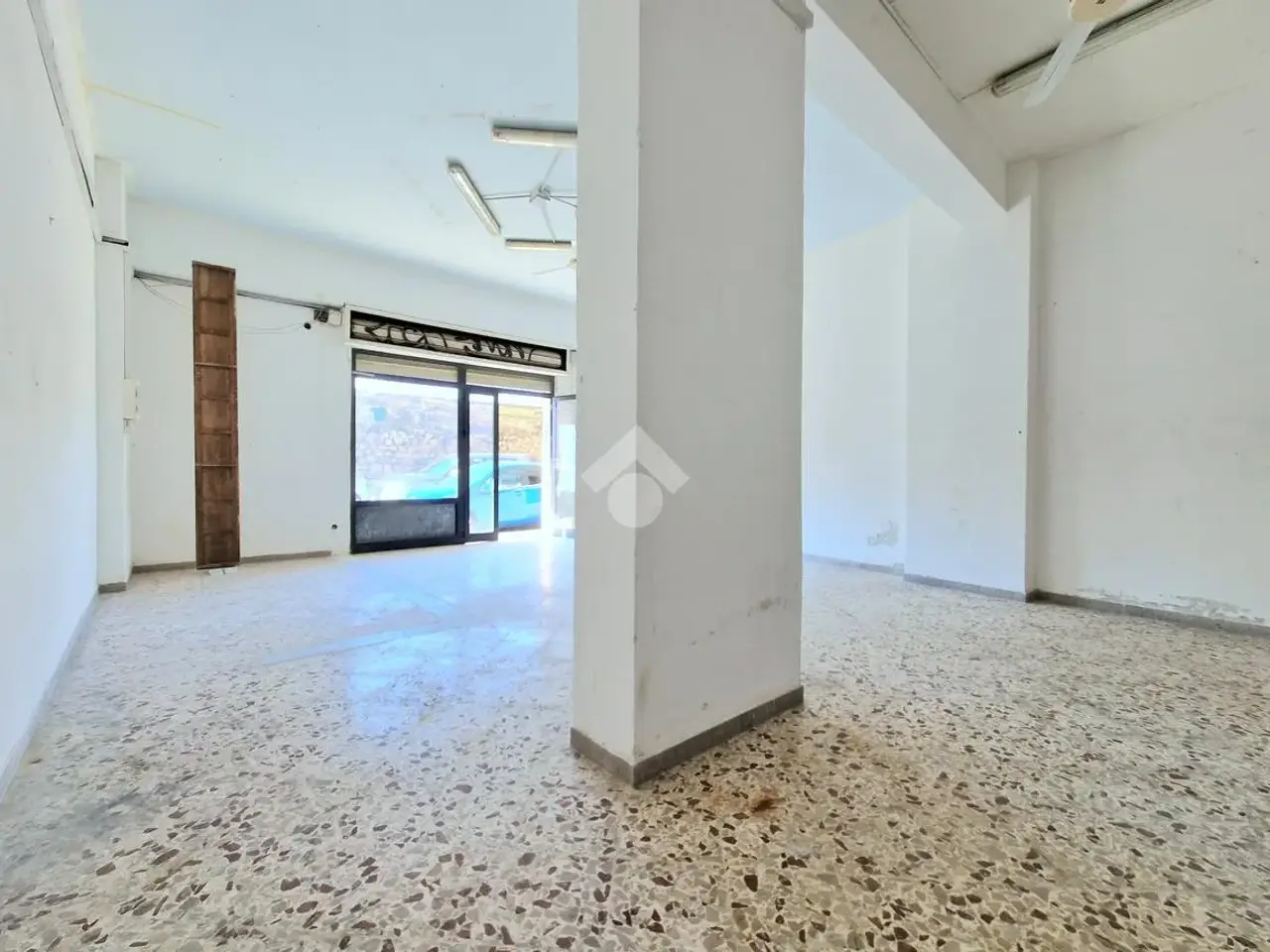 Magazzino in Via Malaspina 51, Palermo, {3} - Foto 2