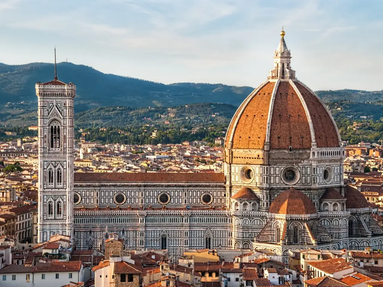 Esercizio commerciale in Piazza del Duomo, Firenze, {3} - Foto 1