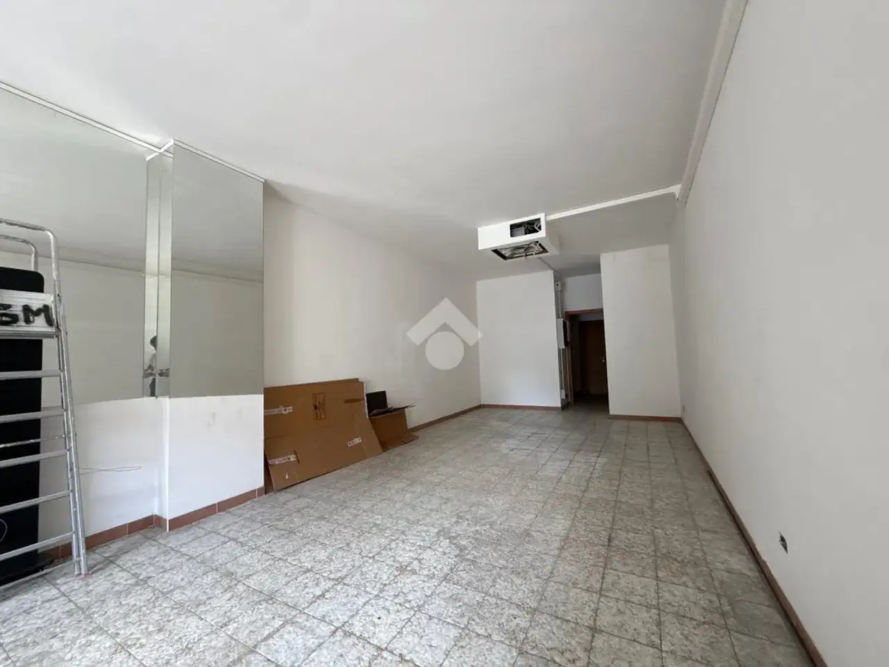Negozio in Via della Valle 258, Cesena, {3} - Foto 2